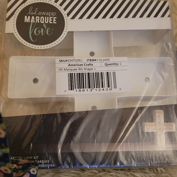 NWT Display Craft Kit- Heidi Swapp Marquee,Plus or Cross Sign Display light kit - Picture 9 of 9
